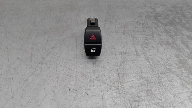 Botão de ativação do sinal de emergência 9161896 BMW
