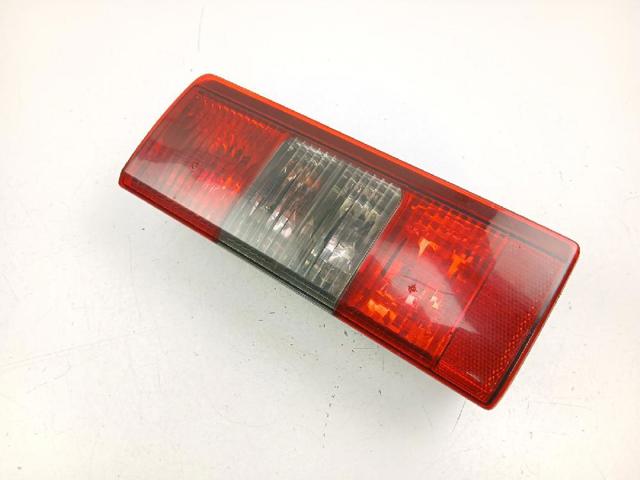 Lanterna traseira direita 9199763 OPEL