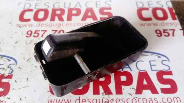 Maçaneta direita interna da porta traseira (batente) 91ABA22600AB FORD
