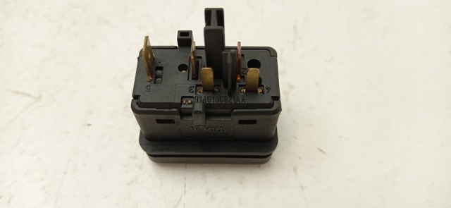 Sensor de fechamento de portas (interruptor de fim de carreira) 91AG18C621AA FORD