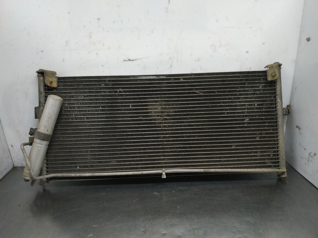 Radiador de aparelho de ar condicionado 92100BV000 NISSAN