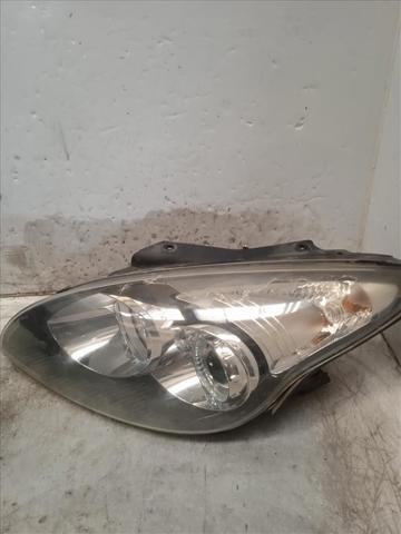 Luz esquerda 921012R000 HYUNDAI