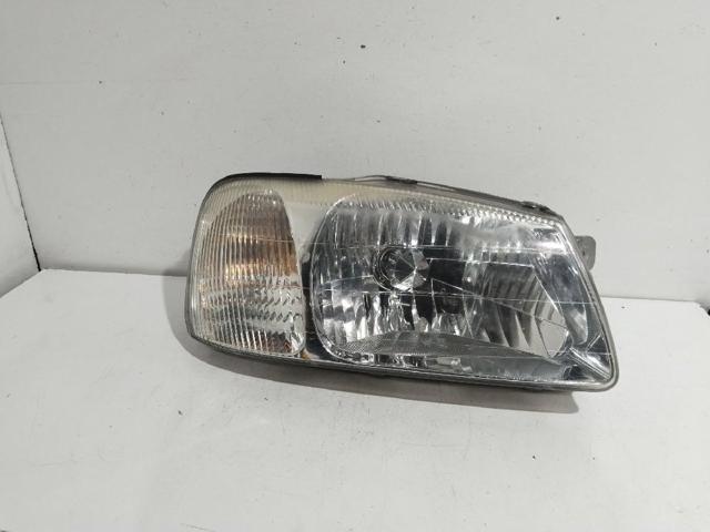 Luz direita 9210225020 HYUNDAI