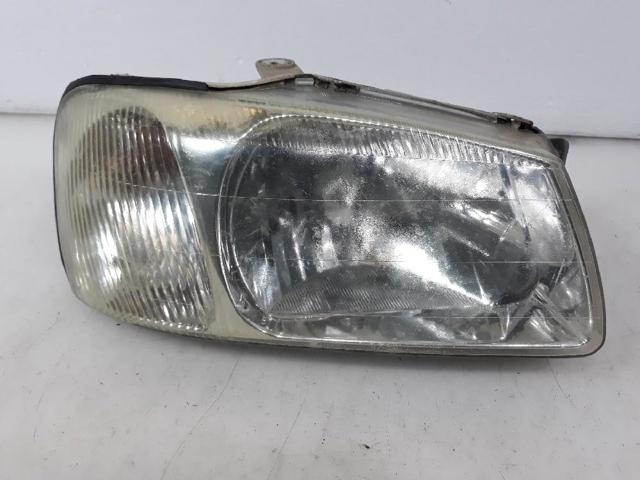 Luz direita 9210225020 HYUNDAI