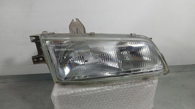 Luz direita 921024A000 HYUNDAI