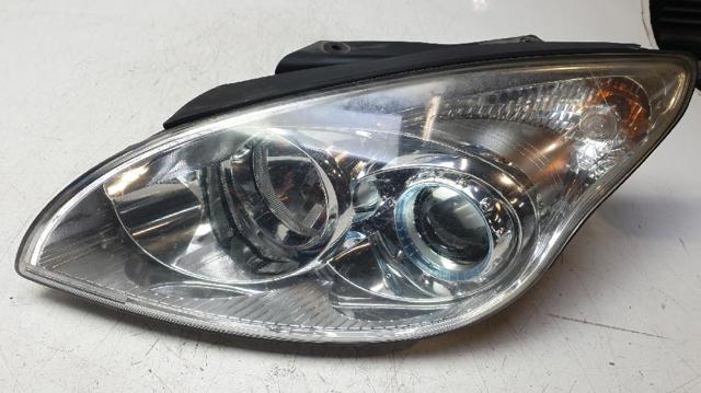 Luz esquerda 921032L020 HYUNDAI