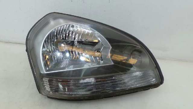 Luz direita 921042E020 HYUNDAI