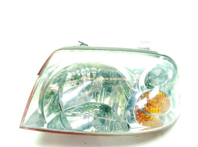 Luz esquerda 9211005520 HYUNDAI