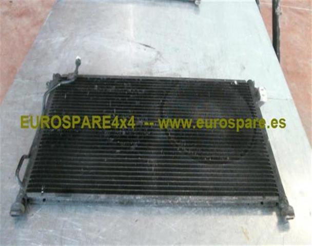 Radiador de aparelho de ar condicionado 921100F010 NISSAN