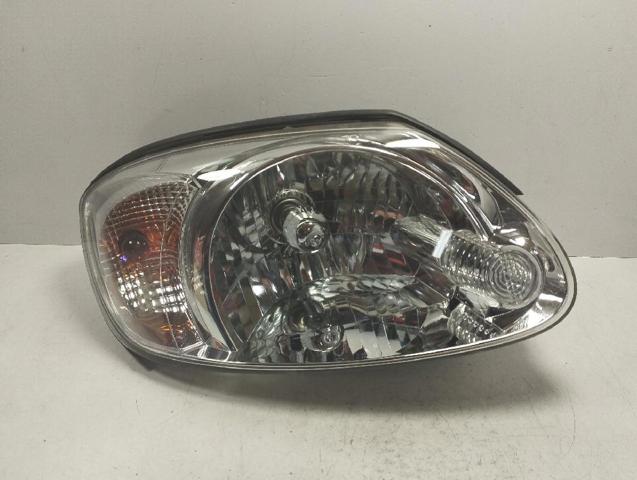 Luz direita 9212025532 HYUNDAI