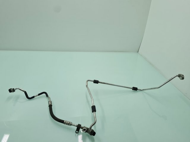 Mangueira de aparelho de ar condicionado, desde o radiador até o vaporizador 9212236 BMW