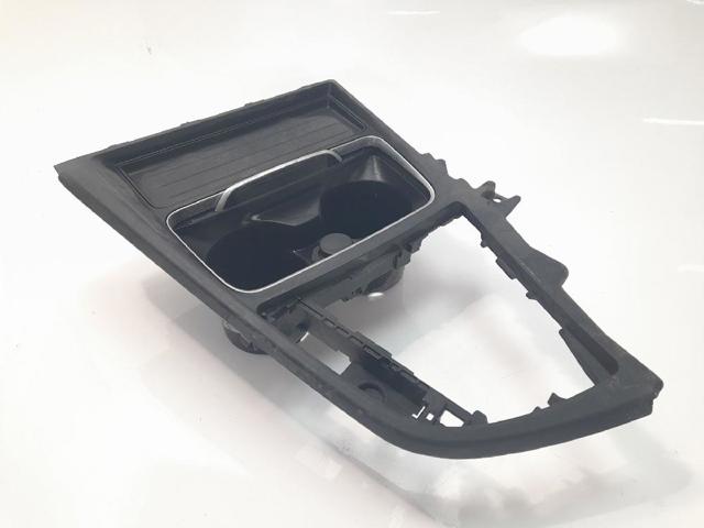 9218925 BMW
