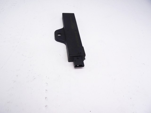 9220832 BMW