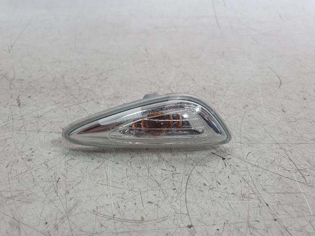 Luz intermitente no pára-lama 923031W HYUNDAI