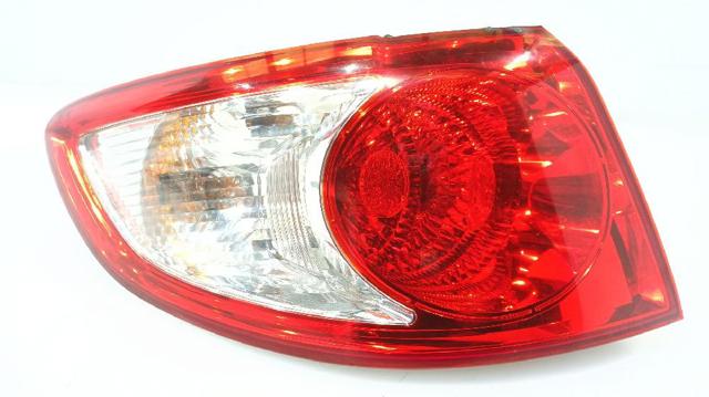 Lanterna traseira esquerda externa 924012B020 HYUNDAI