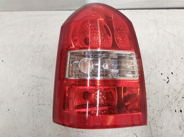 Lanterna traseira esquerda 924012E0 HYUNDAI