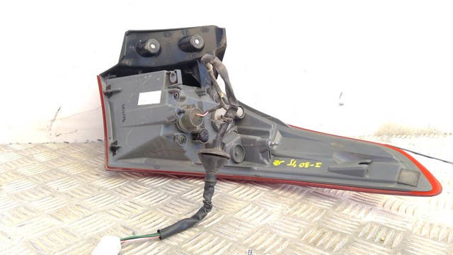 Lanterna traseira esquerda externa 92401A50 HYUNDAI