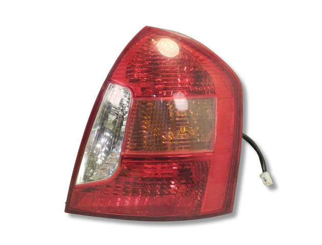 Lanterna traseira direita 924021E020 HYUNDAI