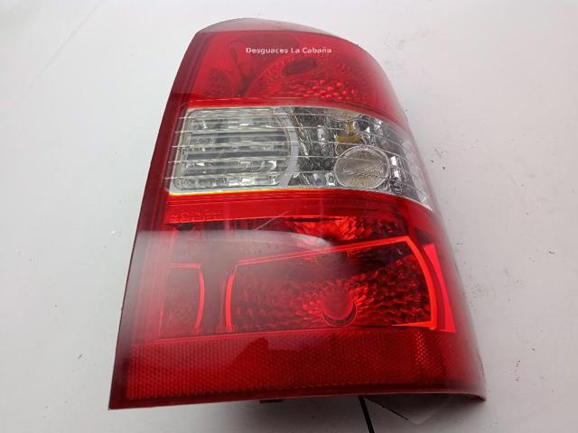 Lanterna traseira direita 924022E0 HYUNDAI