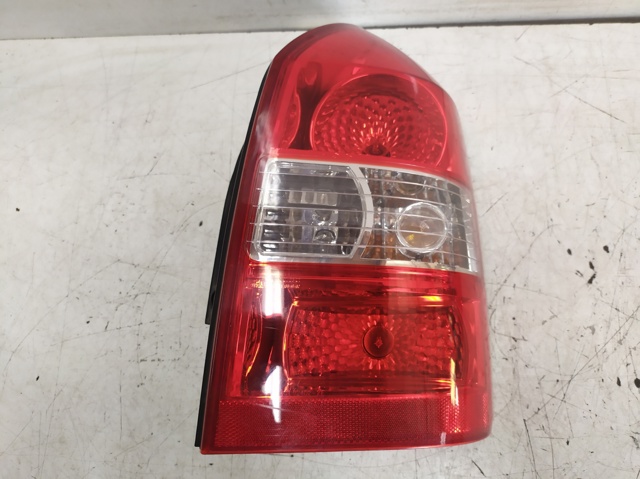 Lanterna traseira direita 924022E0 HYUNDAI