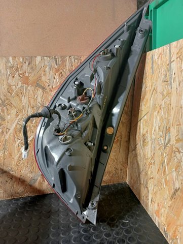 Lanterna traseira direita superior 924022R0 HYUNDAI