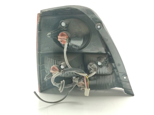 Lanterna traseira direita 924023E0 HYUNDAI