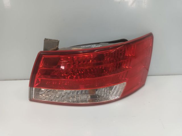 Lanterna traseira direita externa 924023K0 HYUNDAI