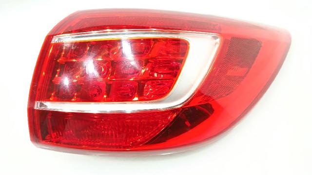 Lanterna traseira direita externa 924023W010 HYUNDAI