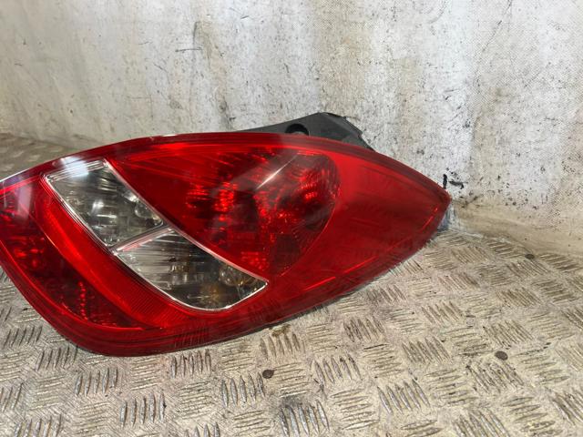 Lanterna traseira direita 924024P000 HYUNDAI