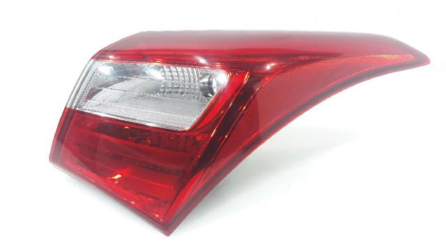 Lanterna traseira direita externa 92402A5020 HYUNDAI