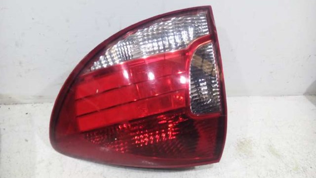 Lanterna traseira direita KIA Rio I DC ao melhor preço