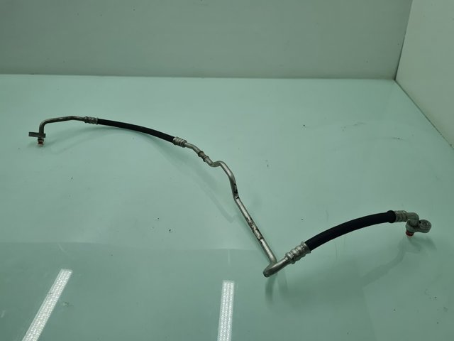 Mangueira de aparelho de ar condicionado, desde o compressor até o radiador 9252990 BMW