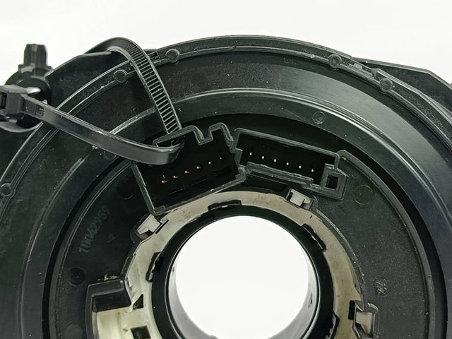 925375401 BMW
