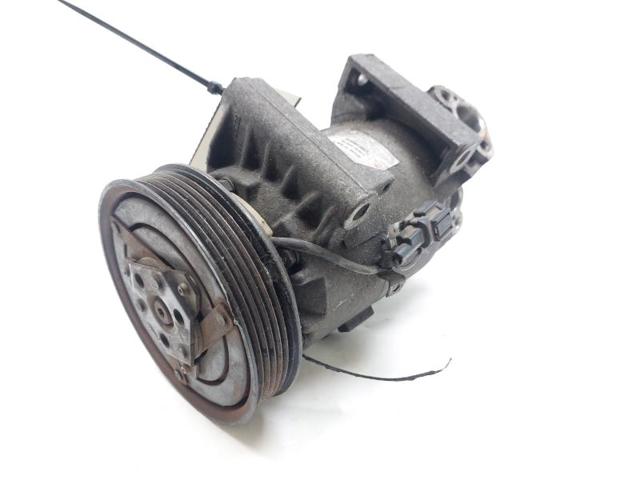 Compressor de aparelho de ar condicionado 926001F700 NISSAN