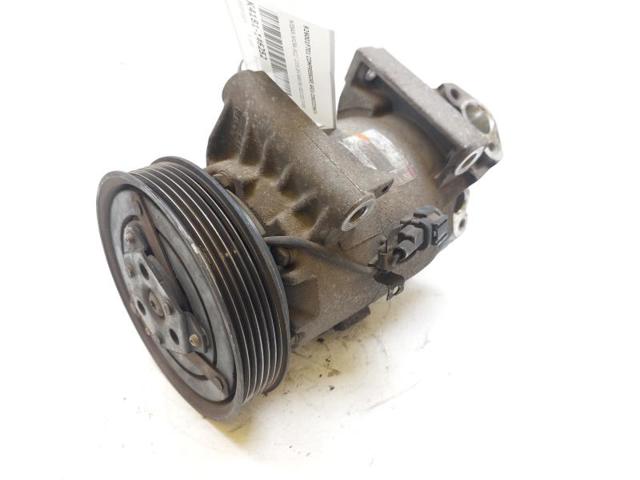 Compressor de aparelho de ar condicionado 926001F710 NISSAN