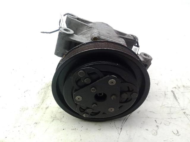 Compressor de aparelho de ar condicionado 926002J203 NISSAN