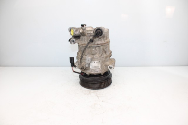Compressor de aparelho de ar condicionado 926003123R RENAULT