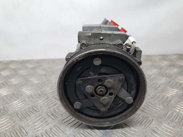 Compressor de aparelho de ar condicionado 926006229R RENAULT