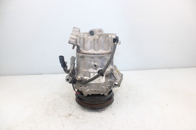 Compressor de aparelho de ar condicionado 926007161R RENAULT