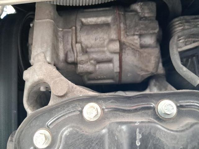 Compressor de aparelho de ar condicionado 926009944R RENAULT