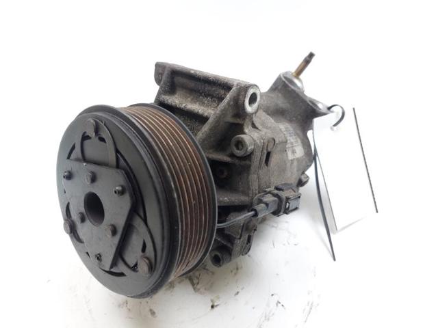 Compressor de aparelho de ar condicionado 92600CJ700 NISSAN