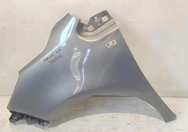Pára-lama dianteiro esquerdo 93167923 OPEL