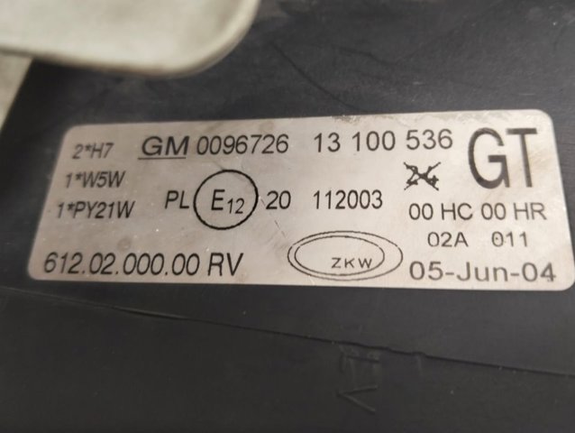 Luz direita 93173252 OPEL