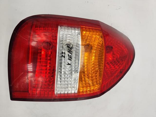 Lanterna traseira esquerda 93175677 OPEL