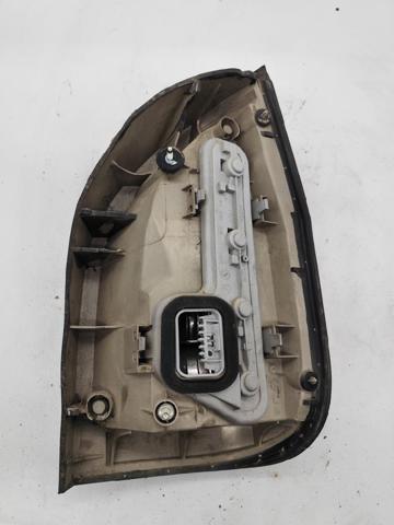 Lanterna traseira esquerda 93175677 OPEL
