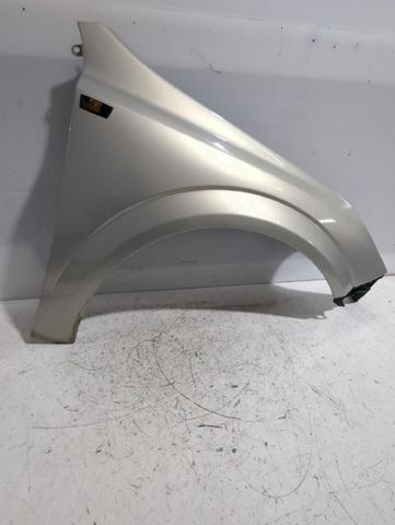 Pára-lama dianteiro direito 93178667 OPEL