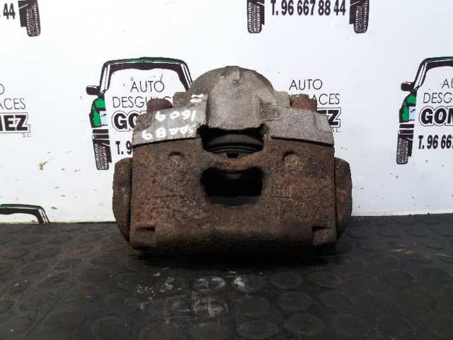 Suporte do freio dianteiro esquerdo 93185745 GM