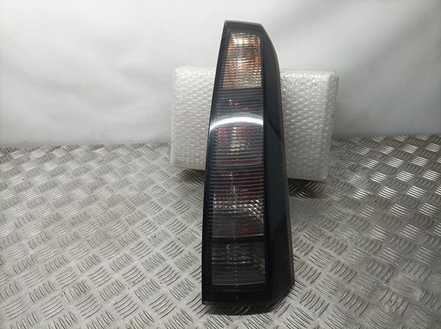 Lanterna traseira direita 93187880 OPEL