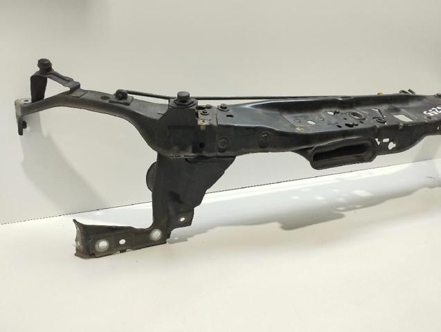 Suporte superior do radiador (painel de montagem de fixação das luzes) 93189014 OPEL