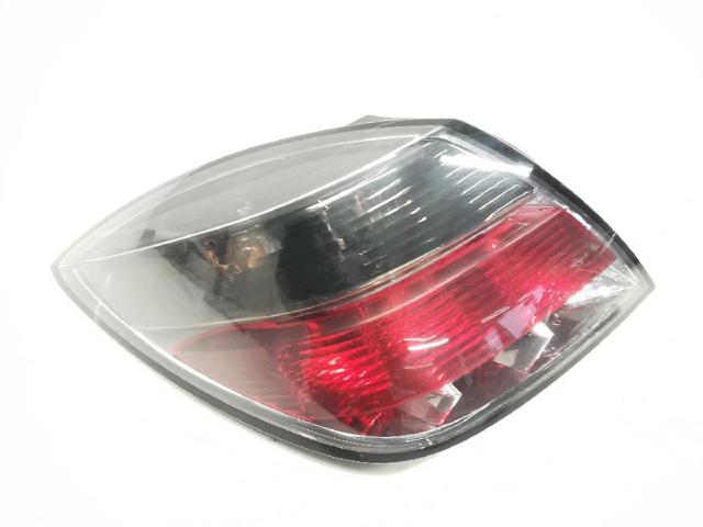 Lanterna traseira esquerda 93190790 OPEL